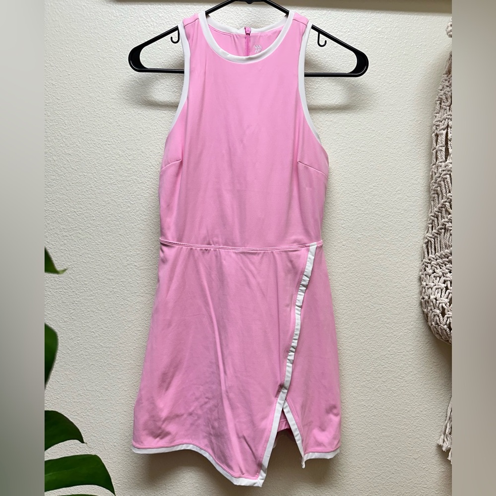 All in Motion Pink and White Activewear